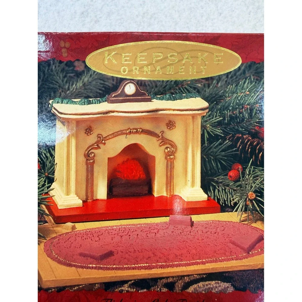 Vintage 1993 Hallmark Bearinger Flickering Light Fireplace Tabletop Display READ